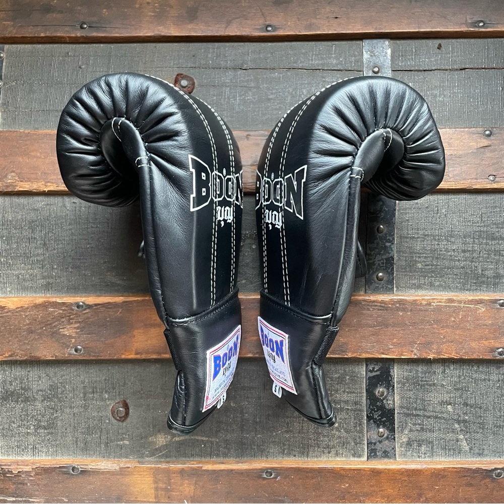 Boon Black Leather Bag Gloves Hand Made in Thailand, Boxing MMA Muay Thai, Small - Picture 4 of 12